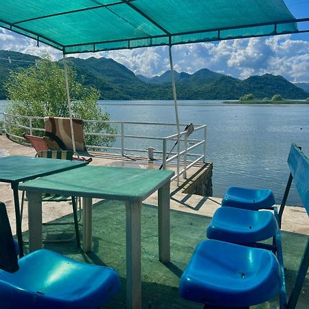 Lakeside Harmony Apartment Golubovci ภายนอก รูปภาพ