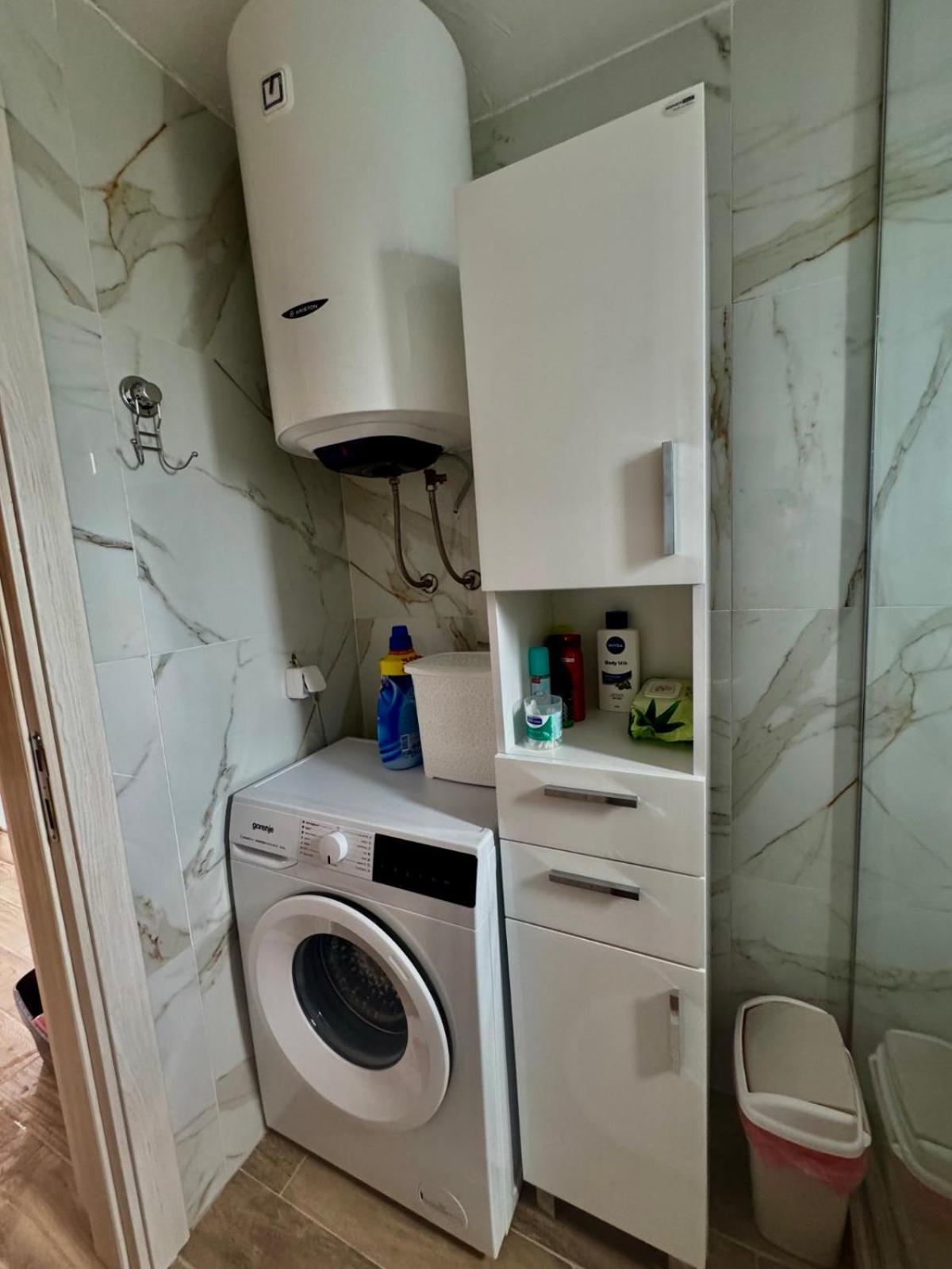 Lakeside Harmony Apartment Golubovci ภายนอก รูปภาพ